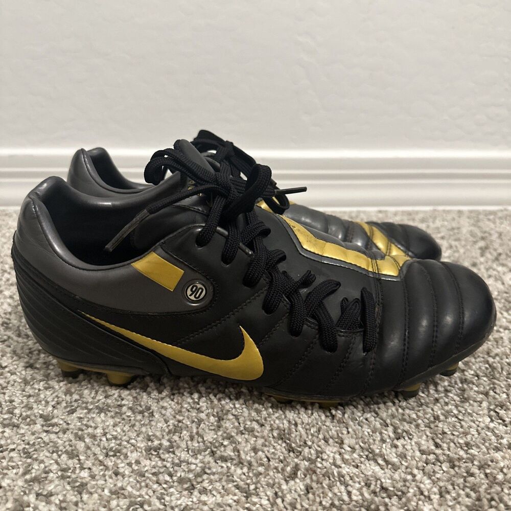 Nike Total 90 Shift FG Soccer Cleats Size 9 US Black Yellow 313986-071 Rare T90